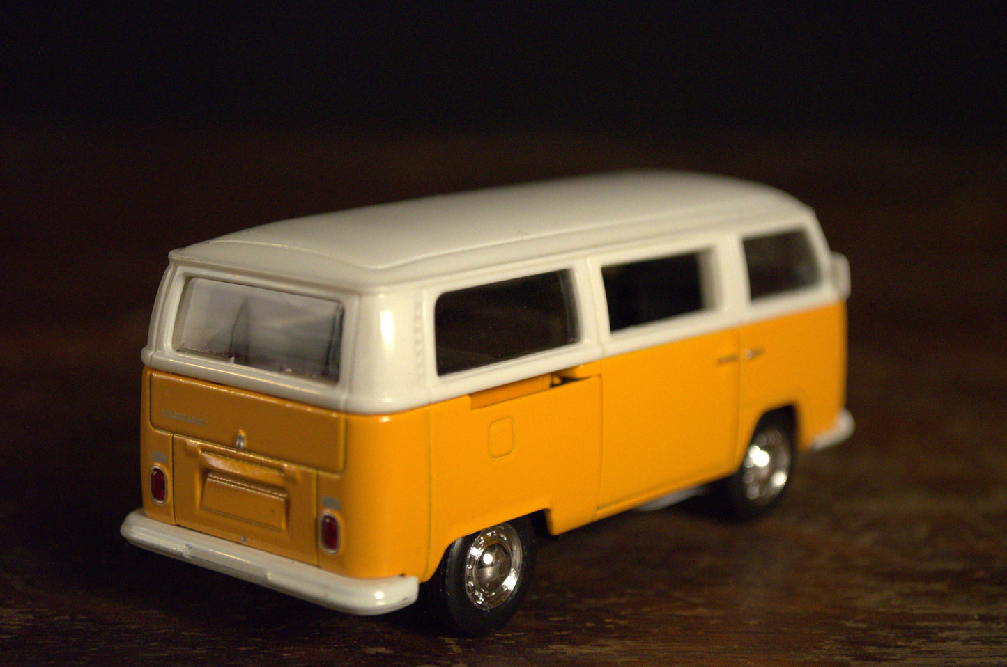 Orange Volkswagen Type 2 Bus Die Cast 1/42 Scale
