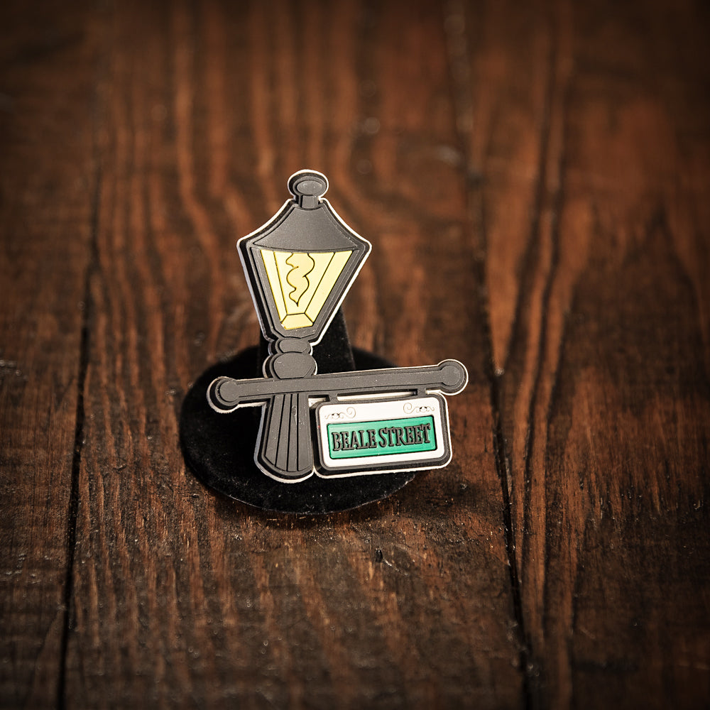 Beale St. Lamppost Magnet
