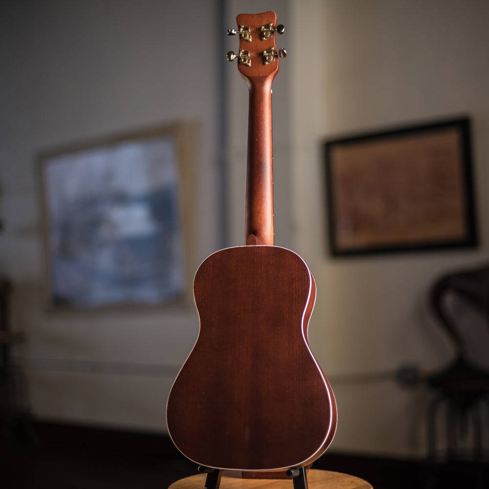 Kohala Akamai Ukulele, Baritone